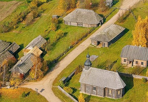 «Памяць продкаў праз музейны свет (Мінулае, сучаснасць і будучыня музеяў пад адкрытым небам)»