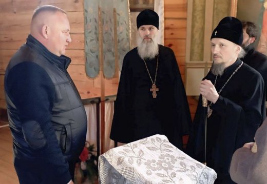 Знаковая встреча в Музее народной архитектуры и быта: как директор Сергей Иванович Усик и Владыка Вениамин объединяют усилия для сохранения культурного наследия